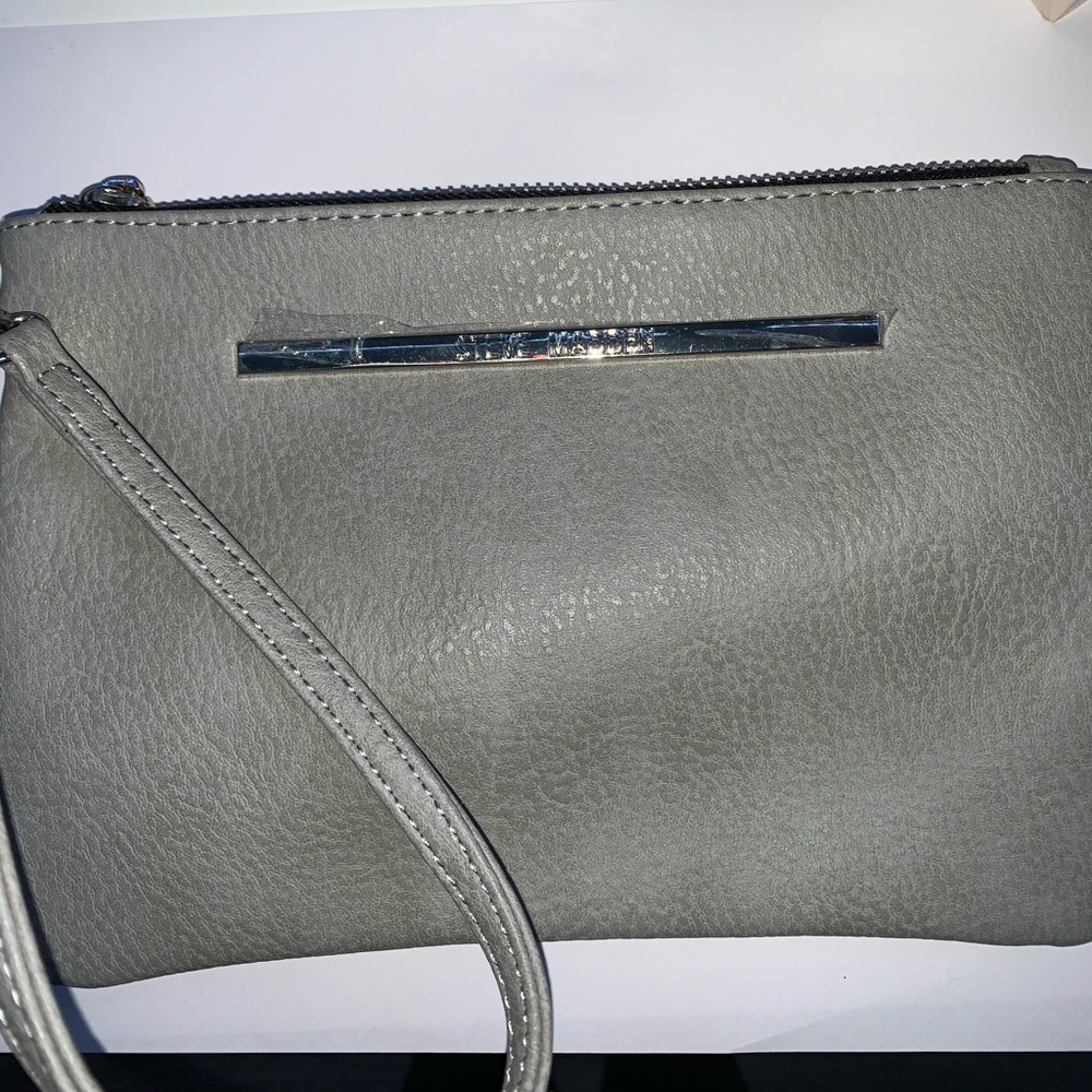 Steve Madden Wristlet in grey